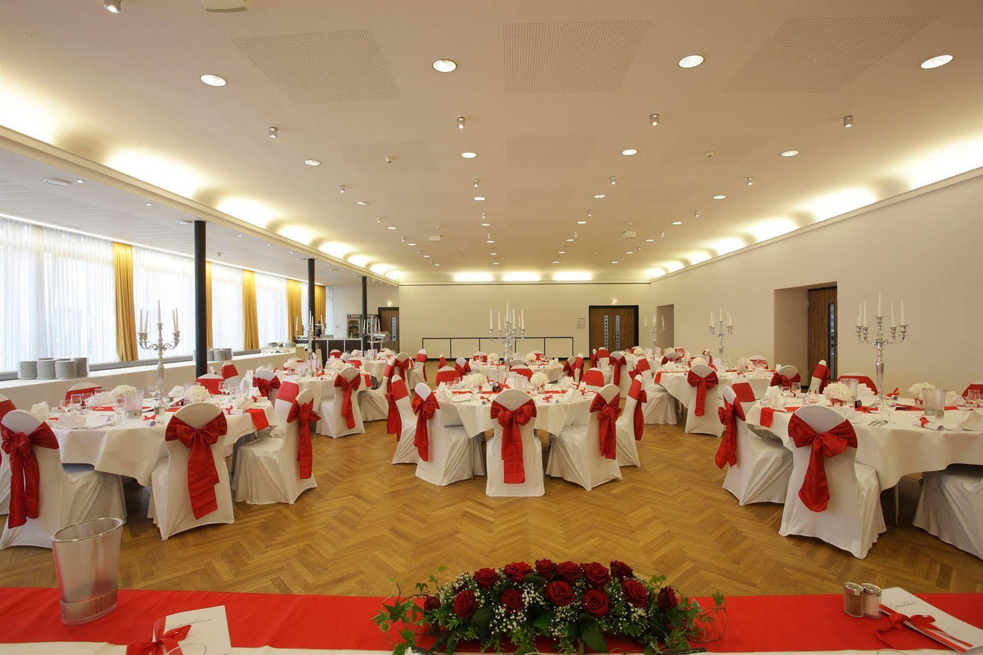 Designhotel + Congresscentrum Wienecke Xi. Hannover Ngoại thất bức ảnh